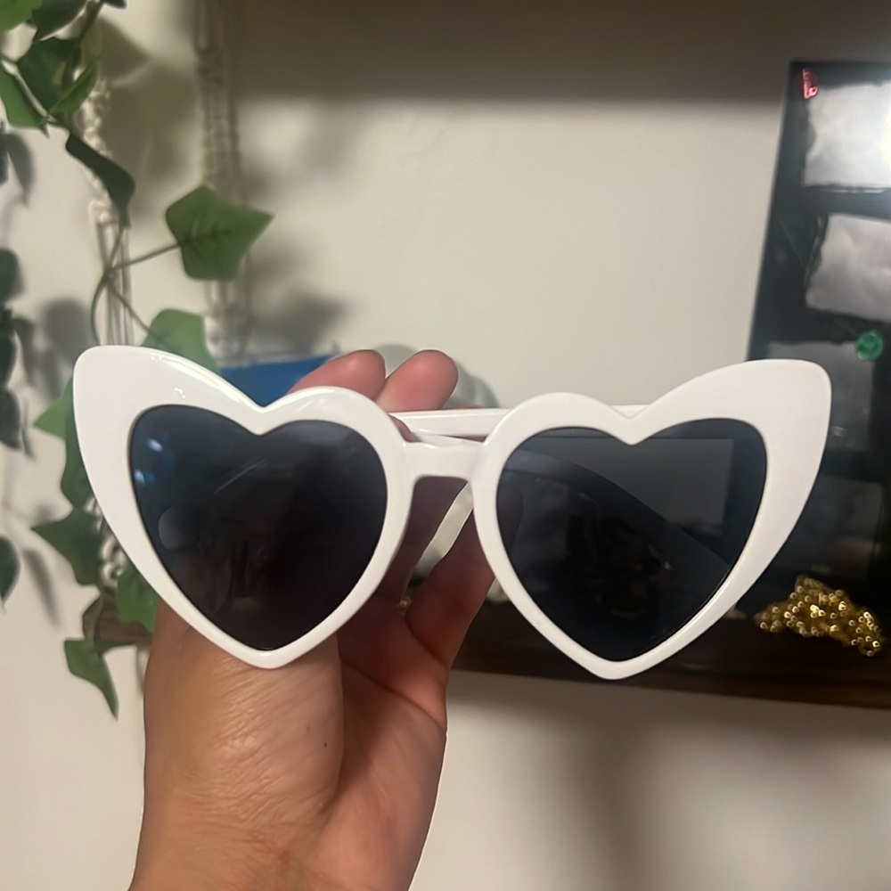 white sunglasses
